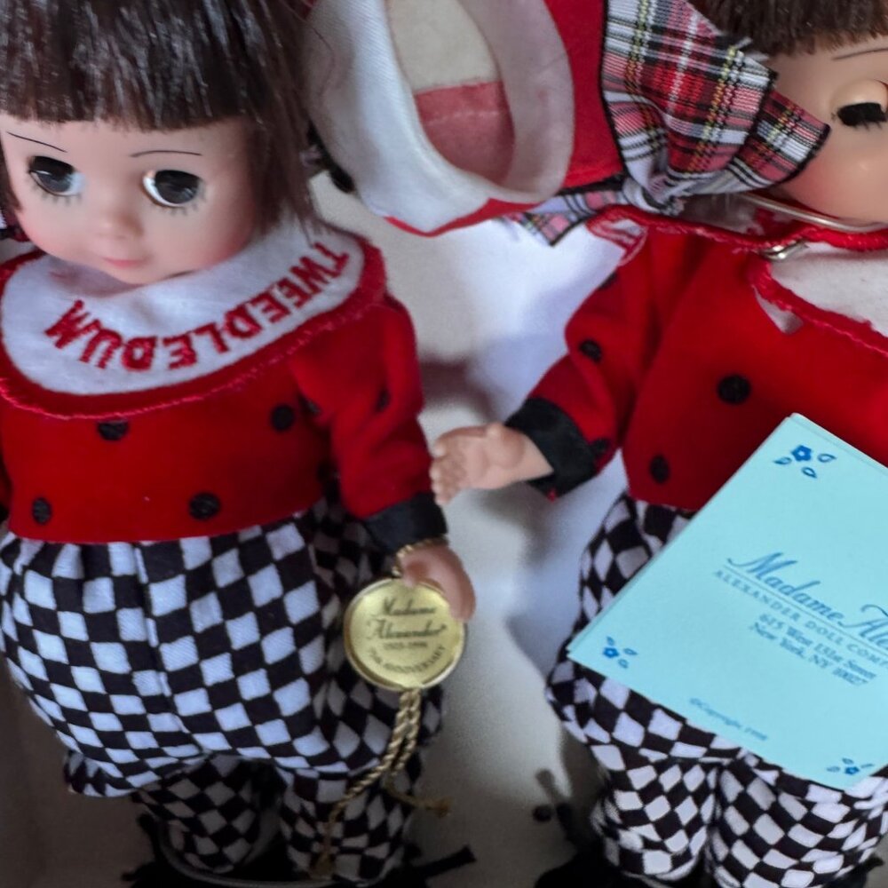 Madame Alexander Tweedle Dum Tweedle Dee Set 13280 Alice Wonderland 8in MIB Tags - Picture 3 of 9